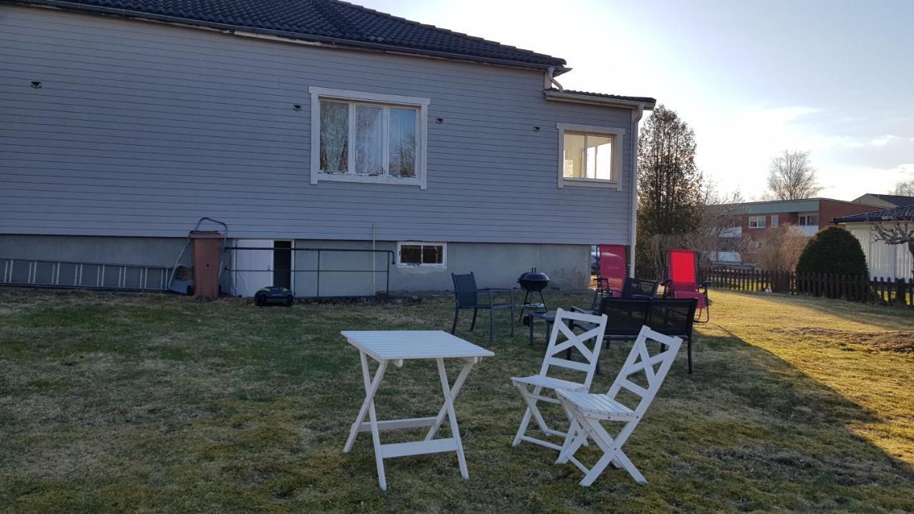 Trevligt hus med uteplats, Emmaboda kommun, Lindås Exteriör bild