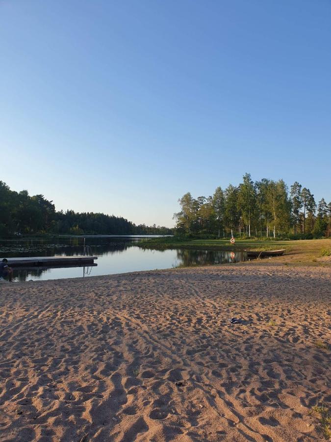 Trevligt hus med uteplats, Emmaboda kommun, Lindås Exteriör bild